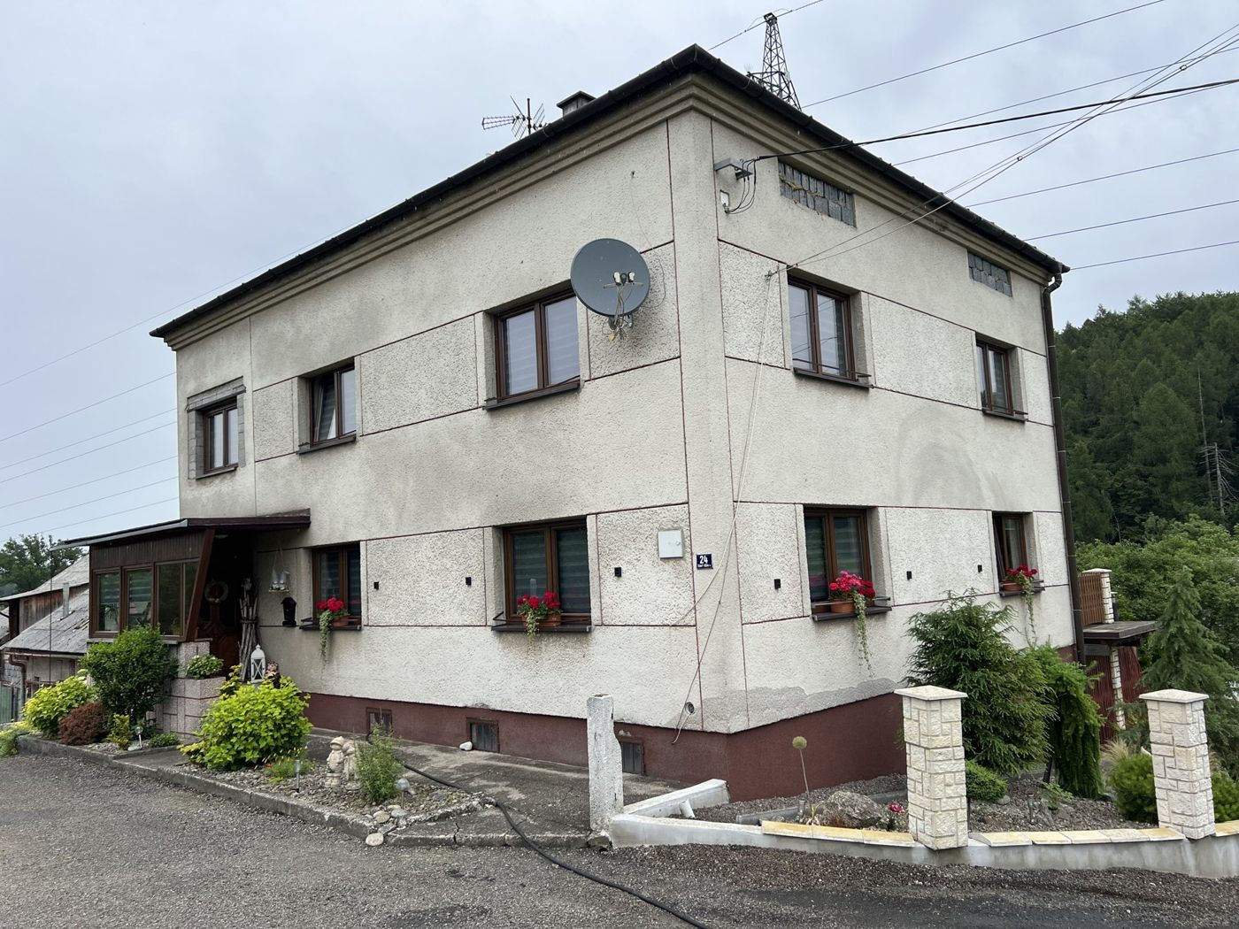 Rodinný dům 4+kk s pozemky, Stanislavice u Českého Těšína